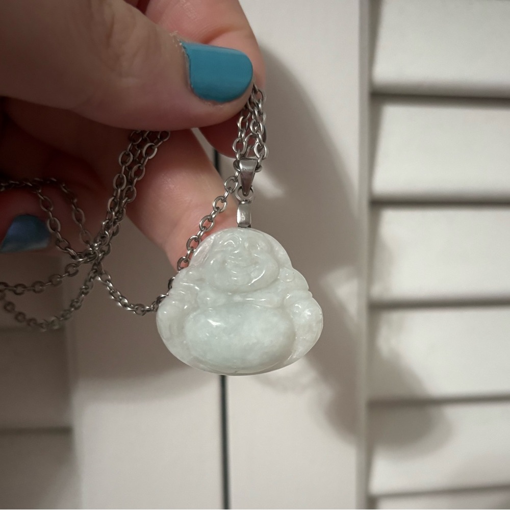 Buddha Stone Necklace EUC - Picture 2 of 3